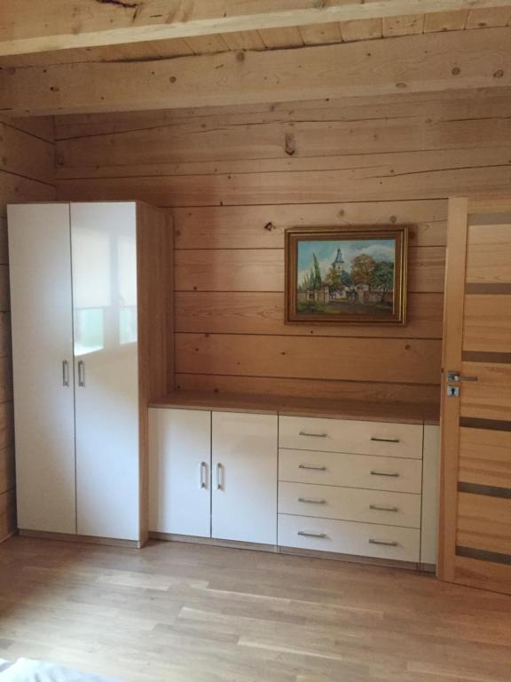 Fotografia z galérie ubytovania Dom z bala Dar Lasu v destinácii Szczytno
