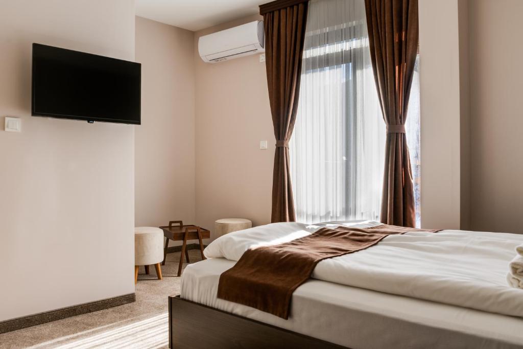 Family Hotel LILIUM - Chambre Reine Avec Balcon
