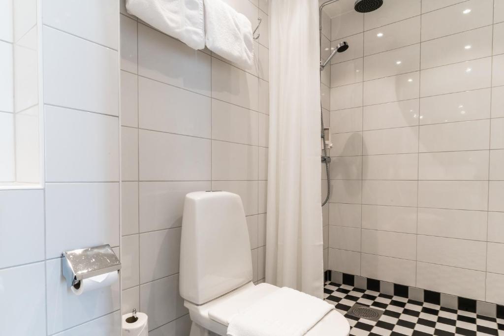 Koupelna v ubytování Hotel Lorensberg