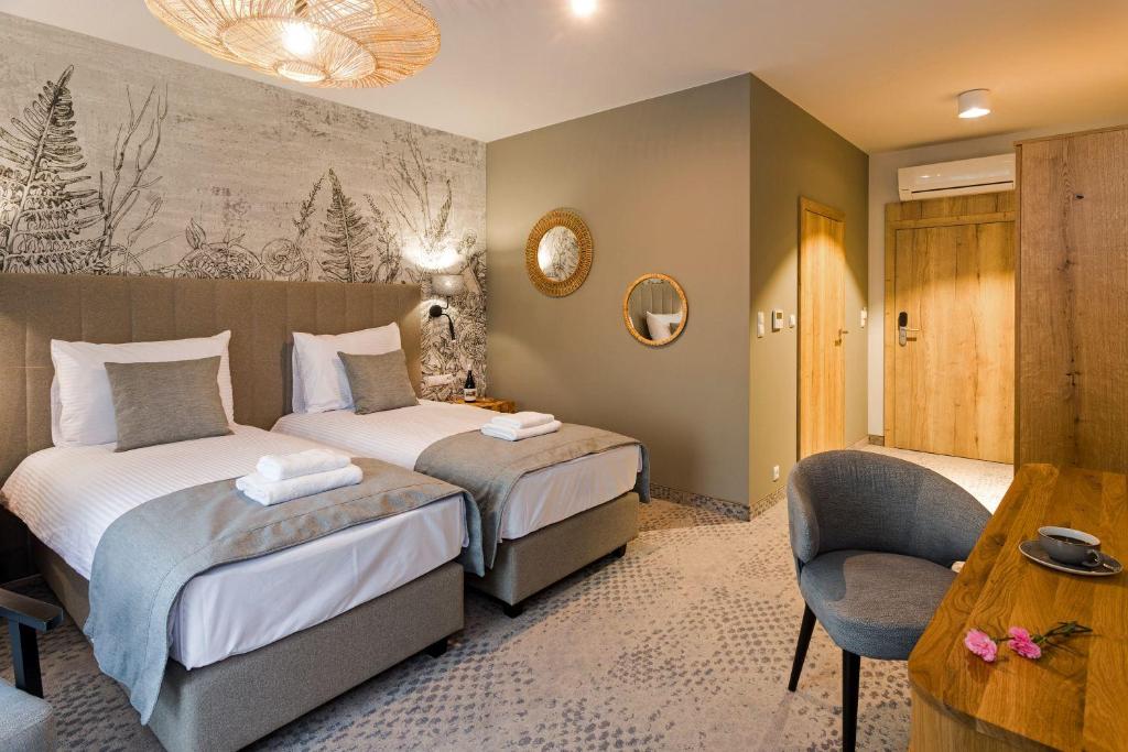 Ostoja Chobienice - Superior Double Room With Two Double Beds