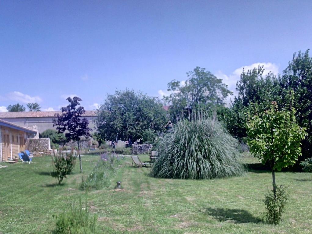 Zahrada ubytování La Cadournaise