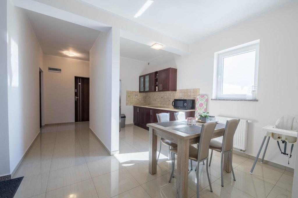 Kuchyň nebo kuchyňský kout v ubytování Villa Lima