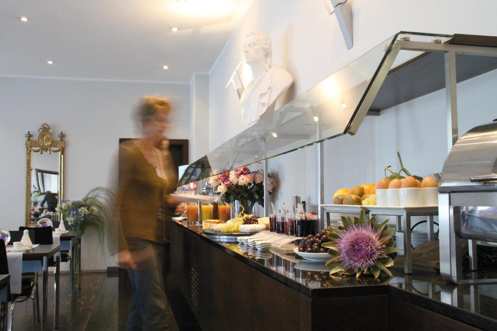 Schiller 5 Hotel - Resim 20