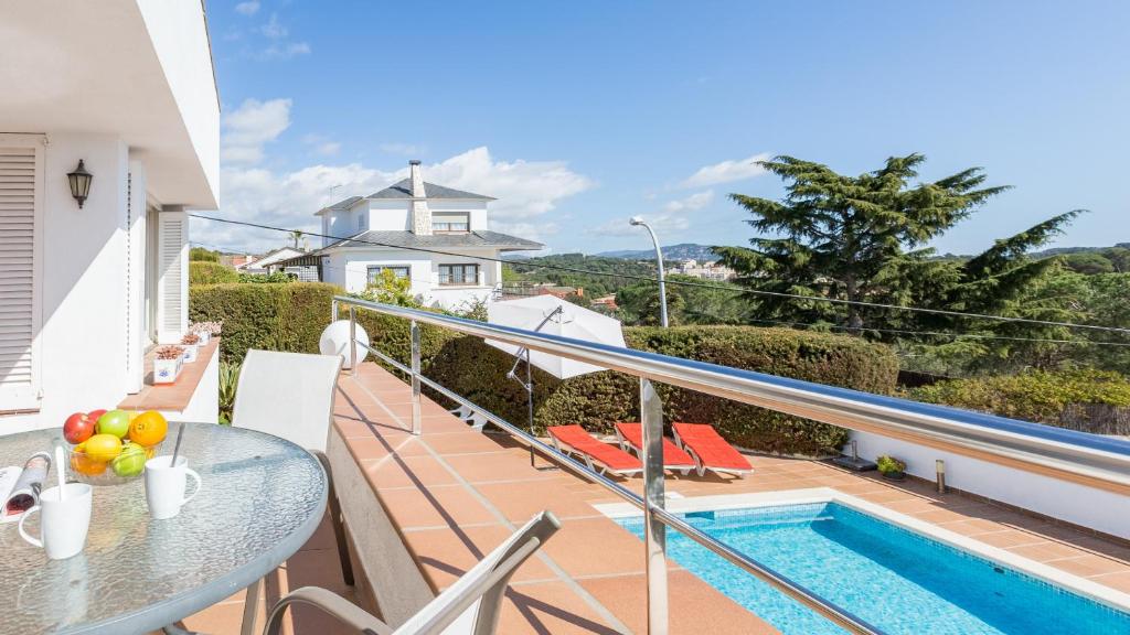 The swimming pool at or close to 2Nur - Blanes
