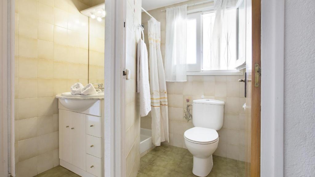 A bathroom at 2Nur - Blanes