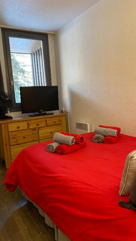 Postel nebo postele na pokoji v ubytování Chamois de Chamonix, Confortable 2 pièces, balcon, parking gratuit