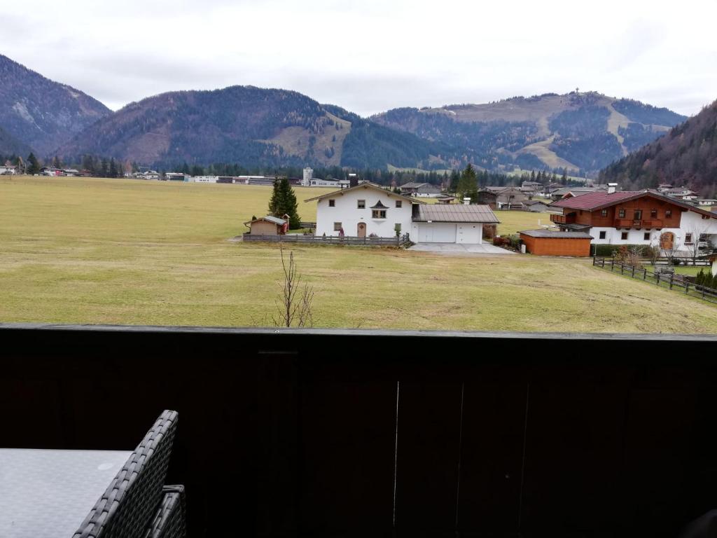 Nespecifikovaný výhled na hory nebo výhled na hory při pohledu z apartmánu