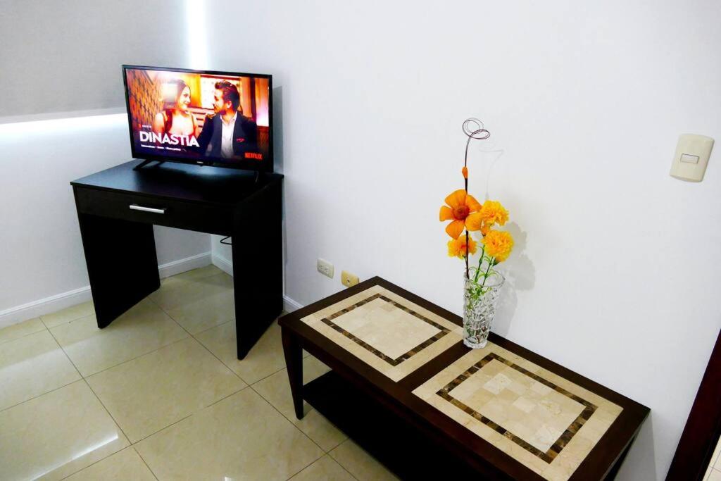 Ecusuites Puerto Santa Ana - River Junto a Hotel Wyndham - One-Bedroom Apartment