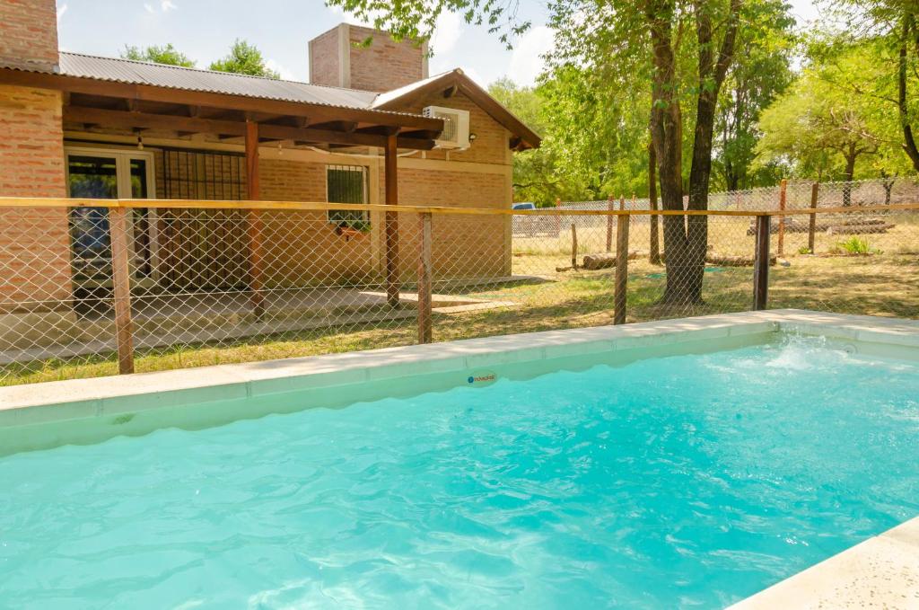 Casa con pileta en Villa General Belgrano