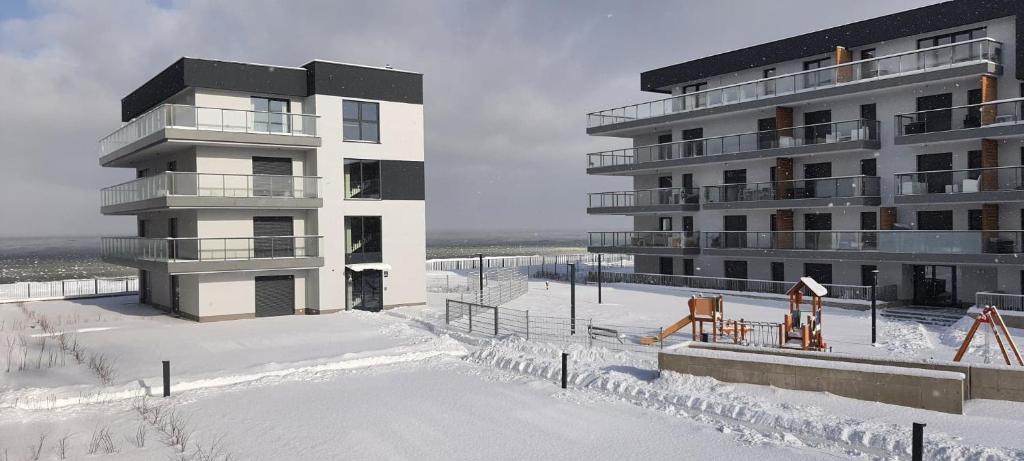 Zdjęcie z galerii obiektu Apartament LAWENDOWY Gardenia Dziwnów z widokiem na morze EPapartamenty w Dziwnowie