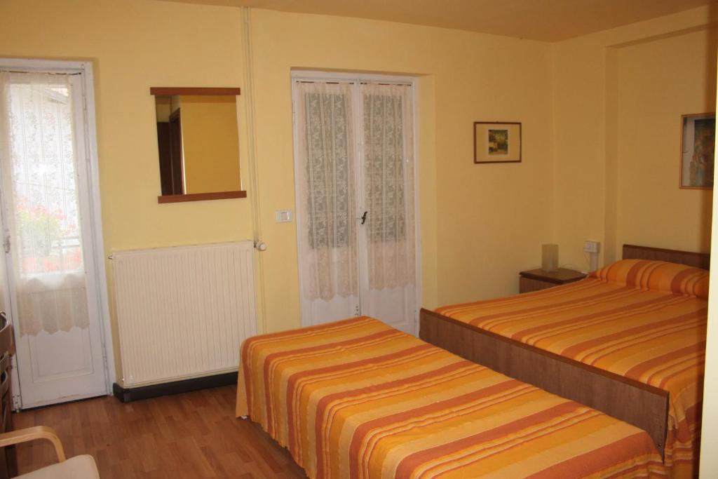 Locanda del Pittore - Triple Room With Private Bathroom