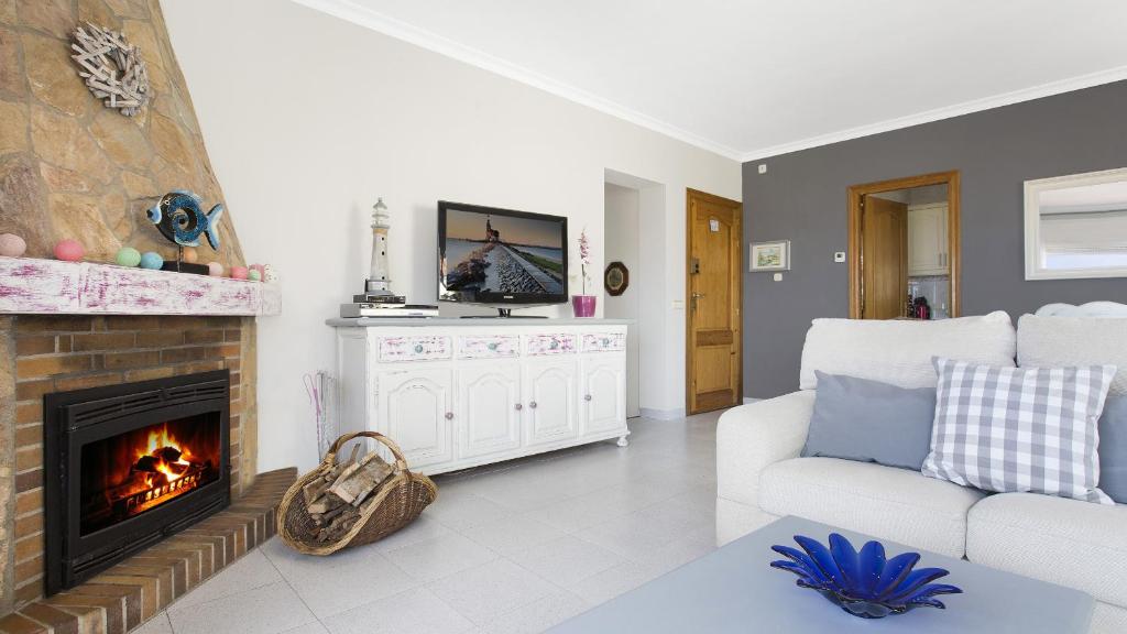 TV a/nebo společenská místnost v ubytování Villa Crisa - Lloret de Mar