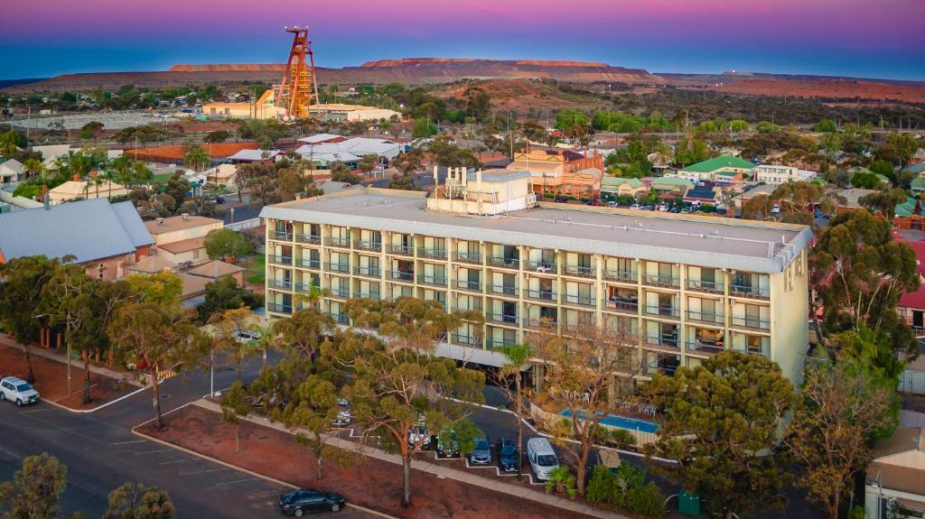 Nespecifikovaný výhled na destinaci Kalgoorlie nebo výhled na město při pohledu z hotelu