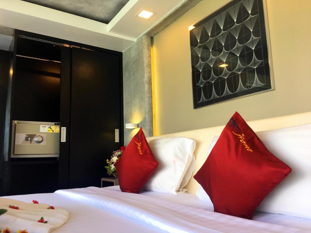 
Two-Bedroom Apartment with Sea View (4 Adults)
