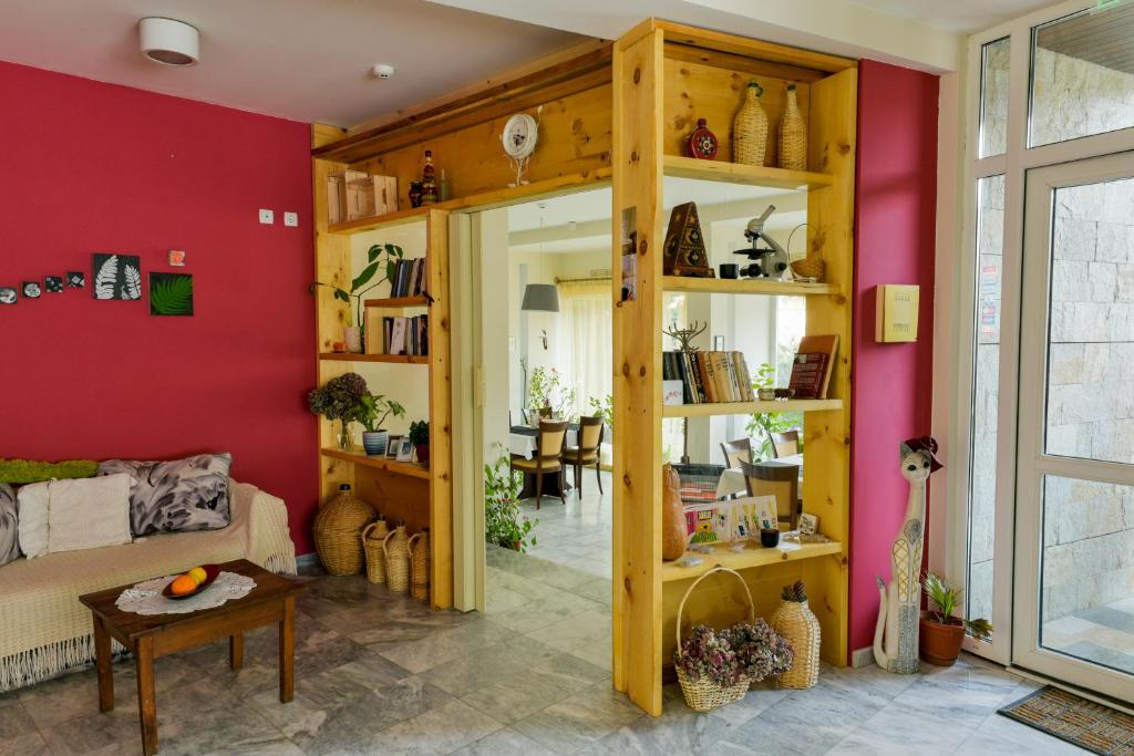 Posezení v ubytování Villa "Forest way"