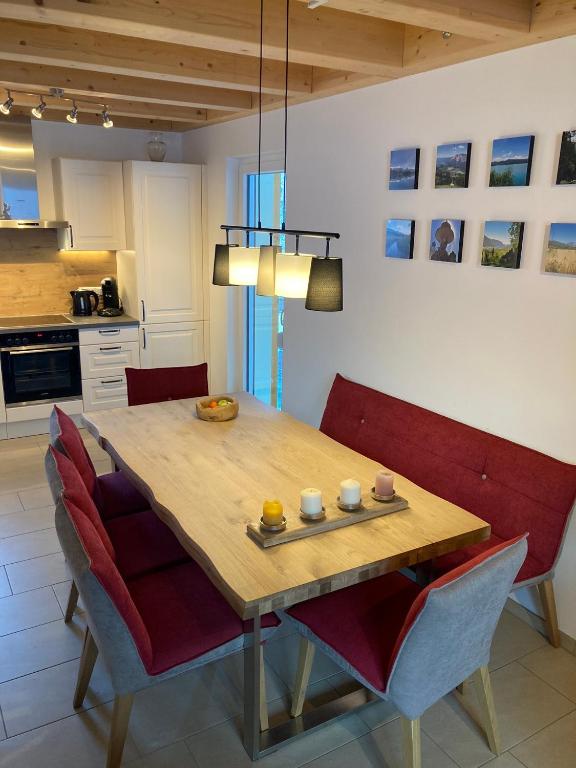 Oachkatzlschwoaf - Three-Bedroom Villa