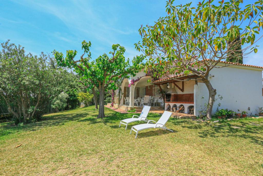Zahrada ubytování LITORAL COSTA DORADA - CASA AUSTRAL Only families