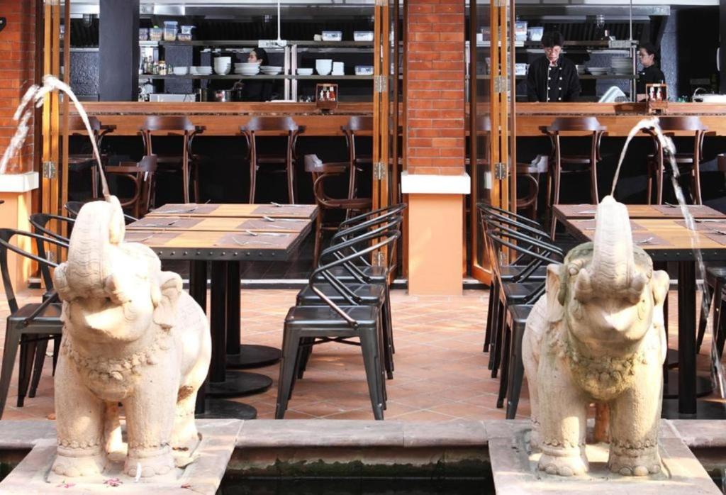 Rambuttri Village Plaza - Resim 28