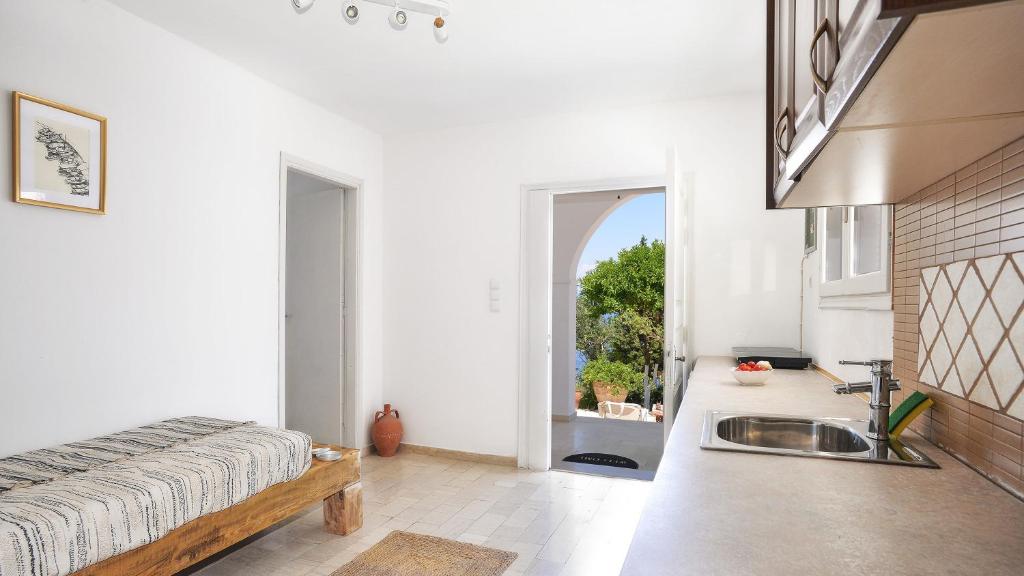 Posezení v ubytování New! PaxosWhite Sea View Apartments & Studios!