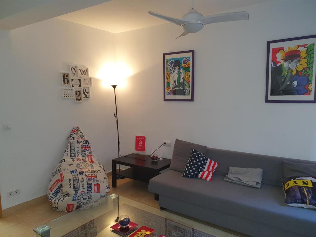 Posedenie v ubytovaní Apartamentos Naranja y Limòn