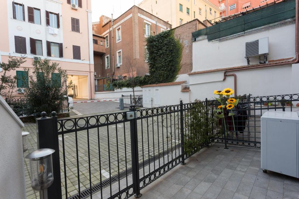 Balkón alebo terasa v ubytovaní casa luna al pigneto
