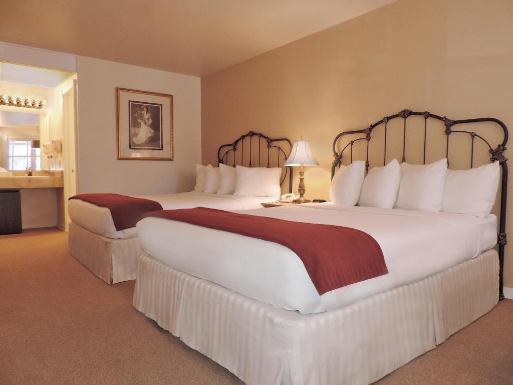 The Victorian Inn - Klassiek Twee Queensize Bed