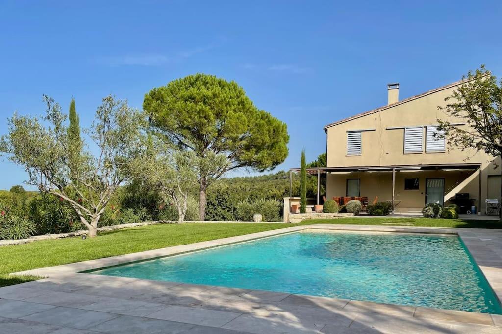 Baseinas apgyvendinimo įstaigoje Maison d’architecte, vue sublime sur Uzès arba netoliese