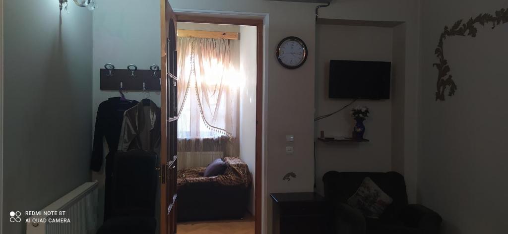 TV a/nebo společenská místnost v ubytování Hotel ,,Tengo,,