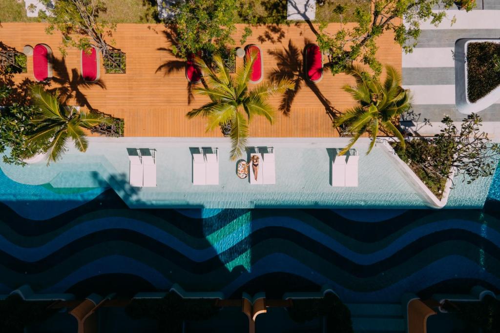 Andaman Embrace Patong, Phuket - Resim 9