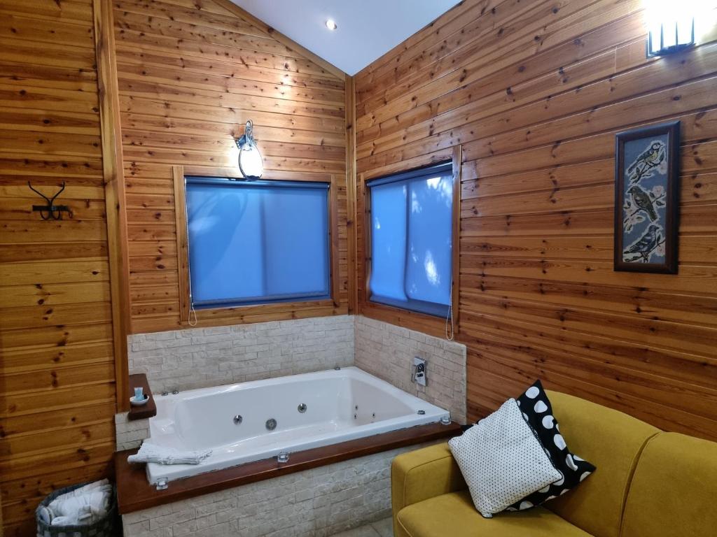 Koupelna v ubytování Mazal shell Zimmer