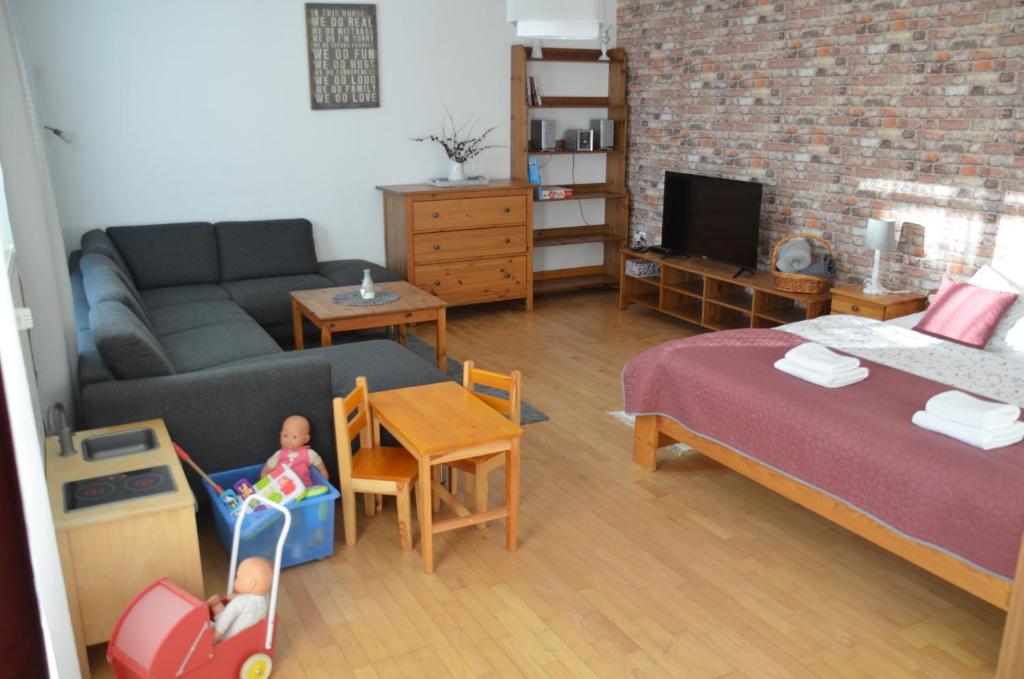 TV a/nebo společenská místnost v ubytování Villa Tatran