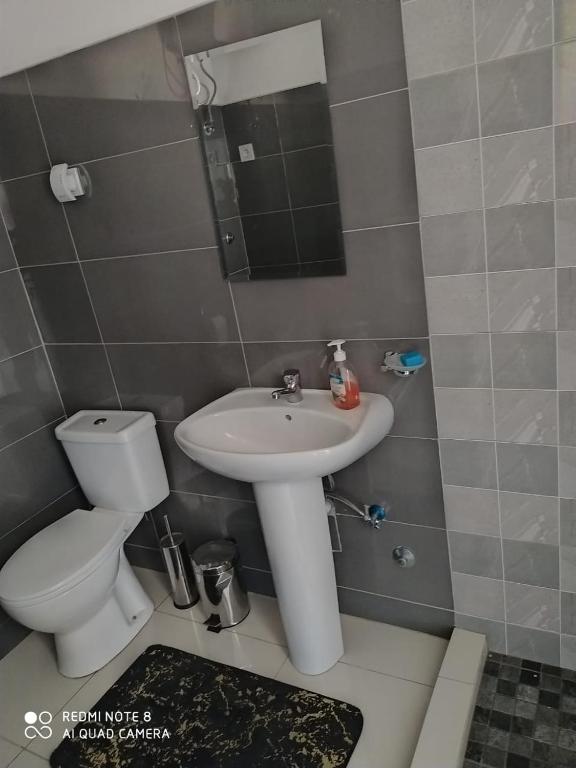 Koupelna v ubytování Guest House Maio