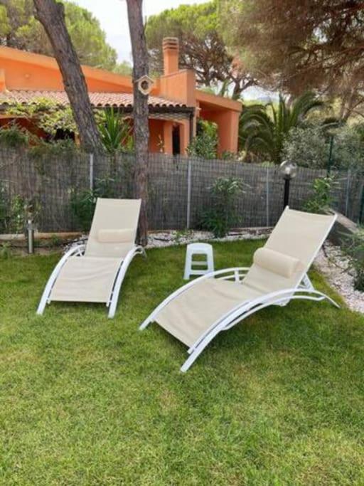 Ogród w obiekcie Zaffiro casa vacanze al mare
