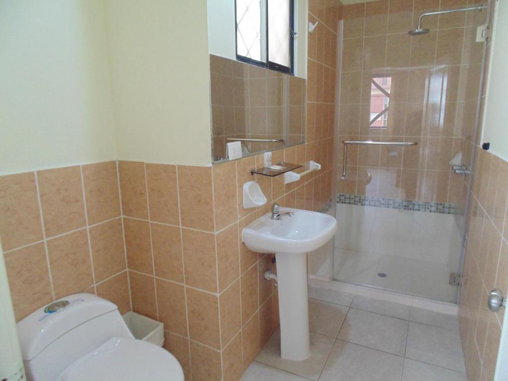 Koupelna v ubytování Hotel Las Peñas