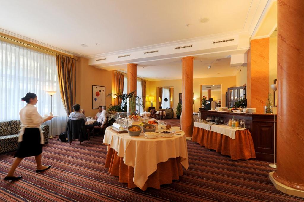 Hotel Victoria - Resim 16