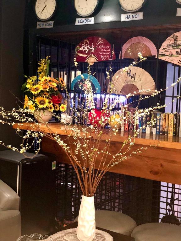 Sunny Serviced Apartment