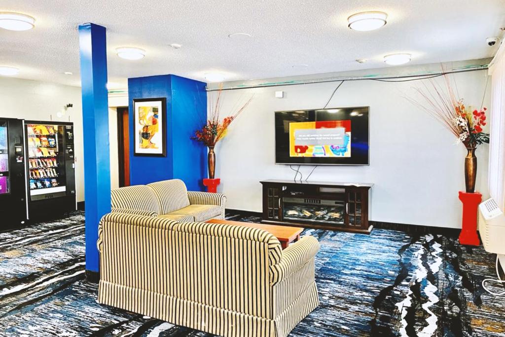 Gallery image of Coratel Inn & Suites by Jasper Northfield in Northfield