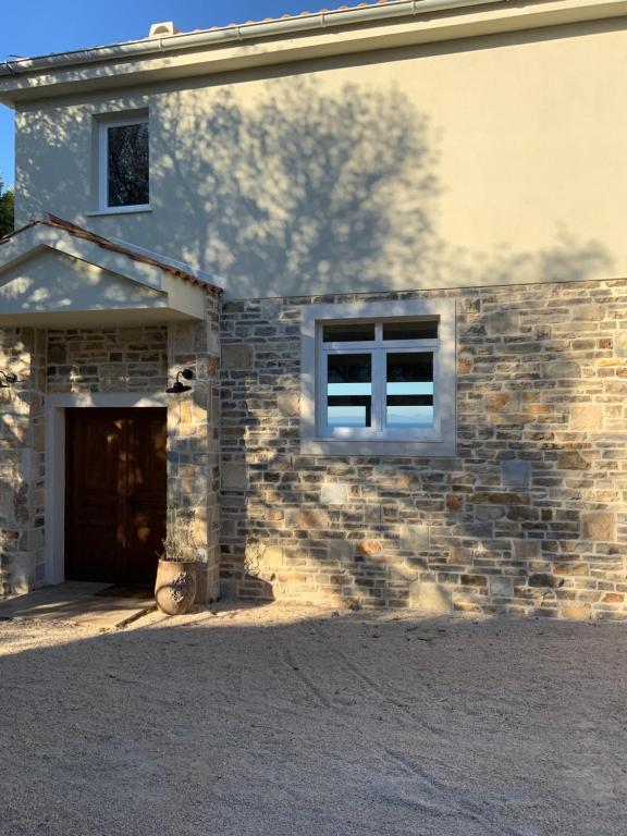 Zdjęcie z galerii obiektu Villa Riba w mieście Lun