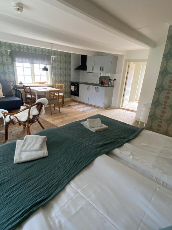Kuchyň nebo kuchyňský kout v ubytování STF Gysinge Wärdshus & Hotell