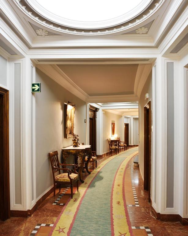 Posezení v ubytování Hostal de la Gavina GL - The Leading Hotels of the World