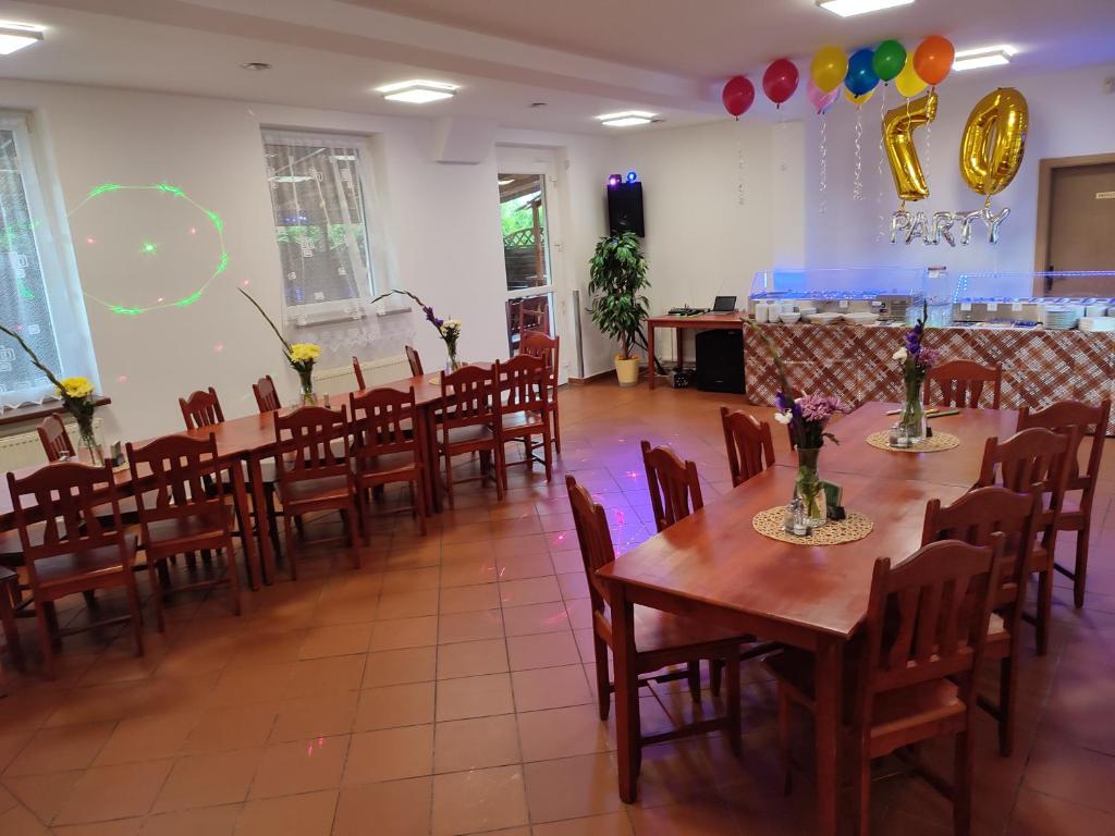 Zdjęcie z galerii obiektu NEZNAŠOVY*** Restaurant-Penzion w mieście Vrhaveč