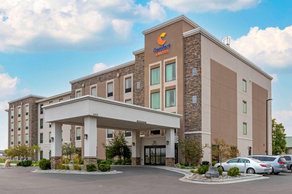 una representación de la parte delantera de un hotel en Comfort Suites Billings, en Billings