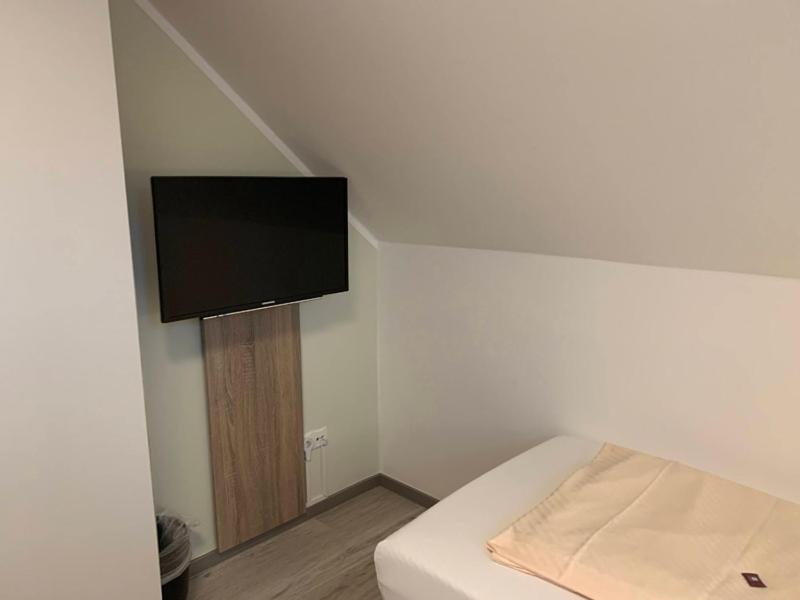 TV a/nebo společenská místnost v ubytování Hotel Schmidt's Hoern