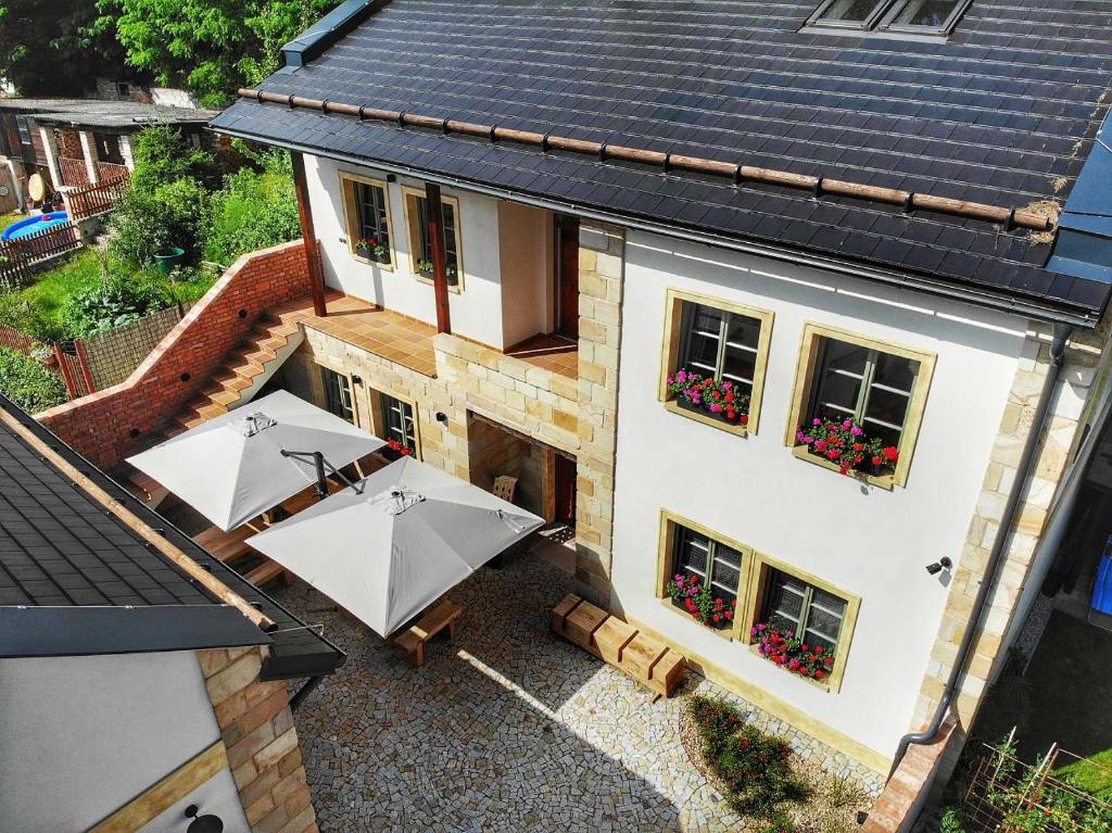 Budynek, w którym mieści się aparthotel