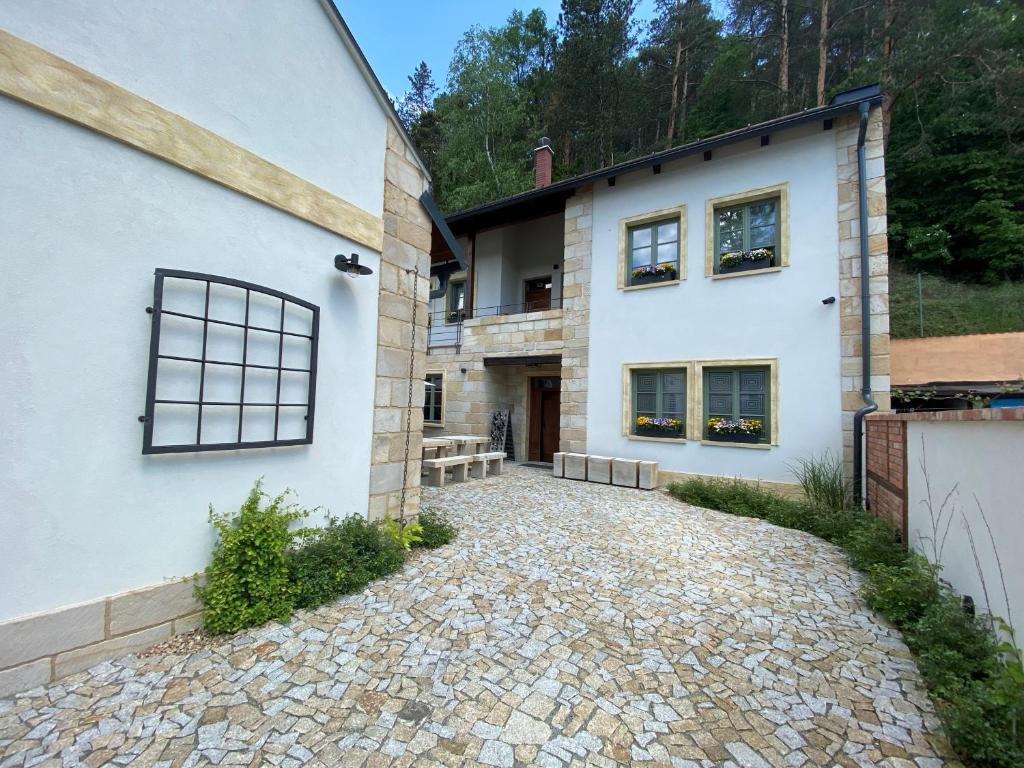 Budynek, w którym mieści się aparthotel