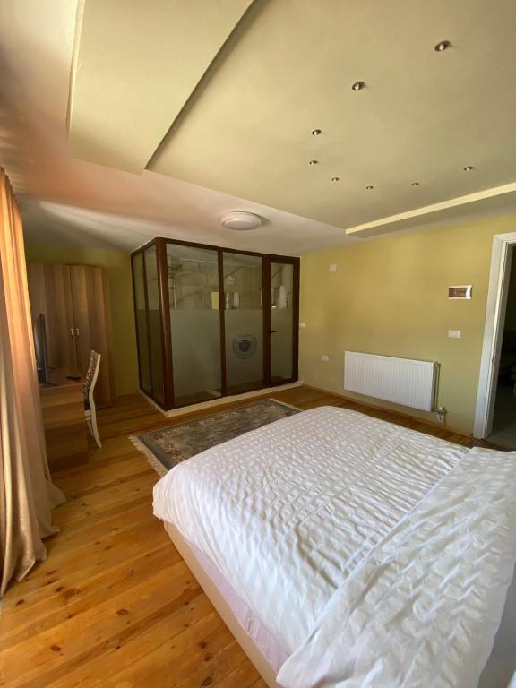 Postel nebo postele na pokoji v ubytování Villa Elear