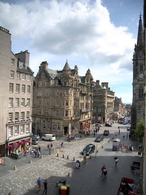 Royal Mile, Edinburgh - 2 Bedroom Apartment in Edinburgh, Midlothian, Scotland