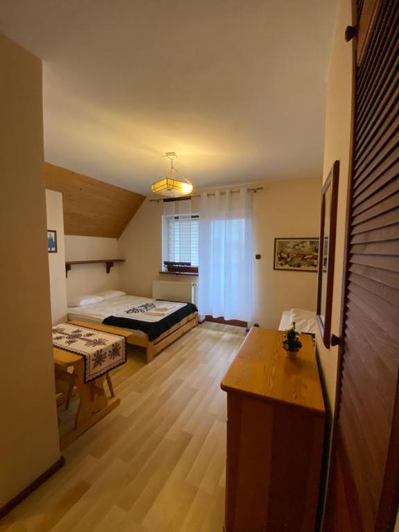 Dom Z Witrażami - 17