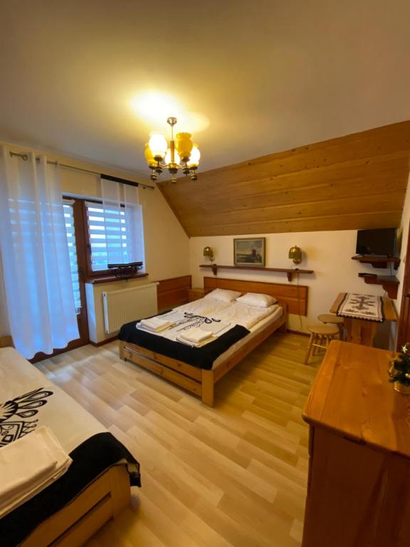 Dom Z Witrażami - 10