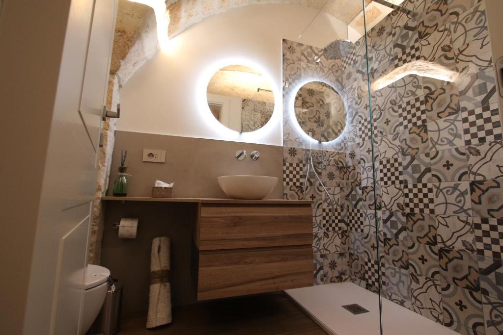Łazienka w obiekcie MATTEI LUXURY B&B